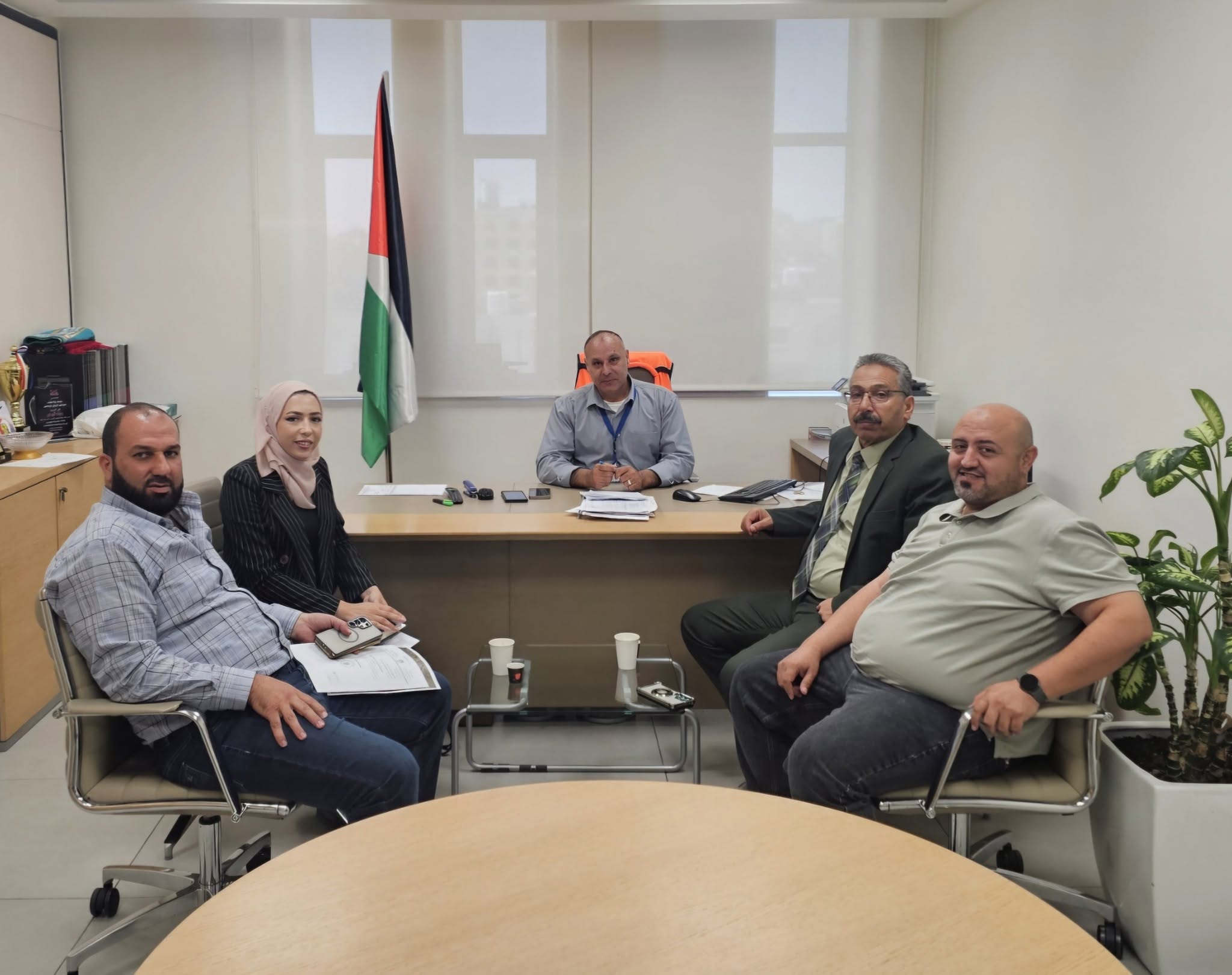 اجتماع فني بين بلدية العبيدية وشركة كهرباء القدس